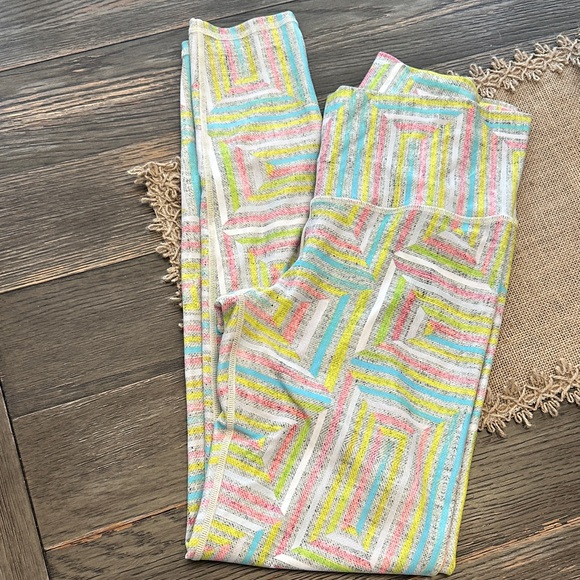 Niyama Sol Geometric pattern legging - Picture 1 of 4